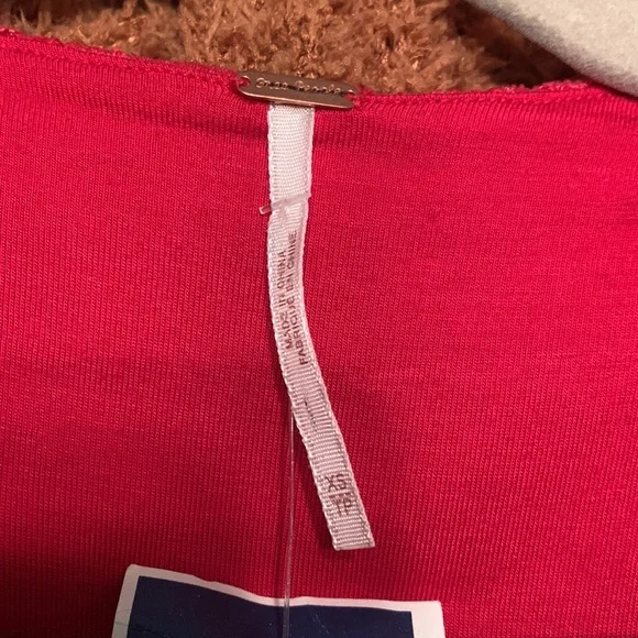 Free People Dress - Red Lace Overlay - Cut out in back - Size XS - Picture 4 of 5